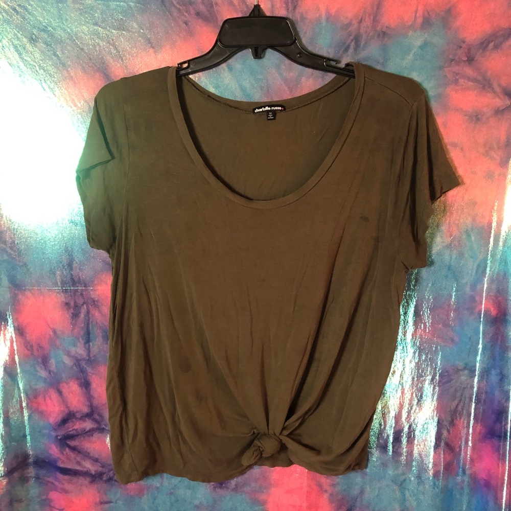 🦋Charlotte Russe military green tee